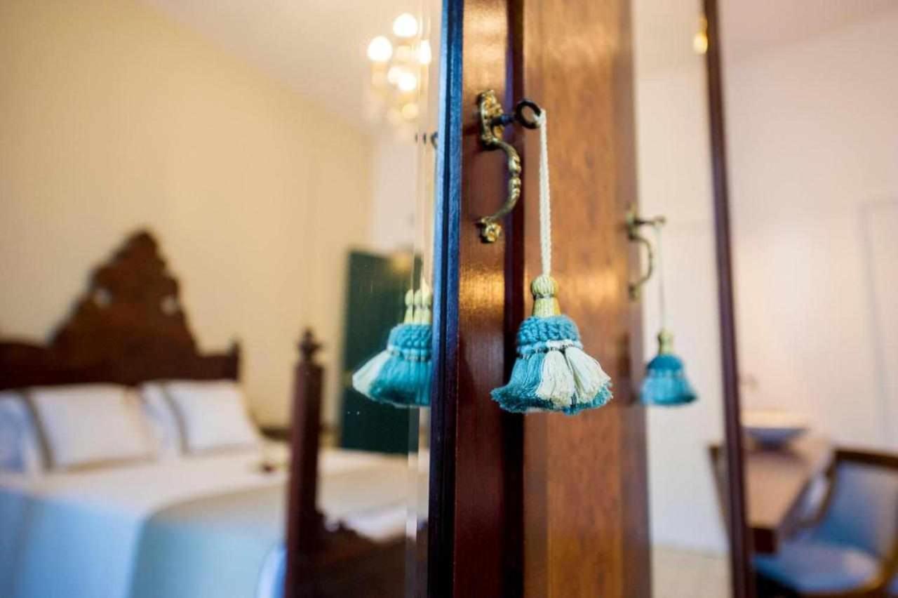 مبيت وإفطار Castellvi de la Marca Bolet Casa Modernista المظهر الخارجي الصورة
